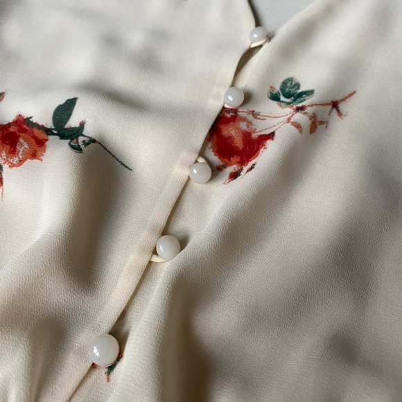 Aritzia Wilfred Sofiane Blouse (cream) - Picture 4 of 6